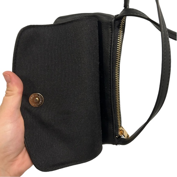 BILLABONG Black shoulder bag, small day bag minimalist with gold hardware clutch - Picture 6 of 9